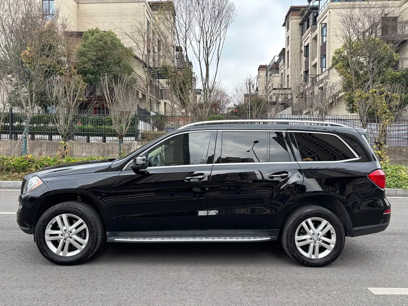 Mercedes-Benz GL-Class 2013 — Photo 4/13