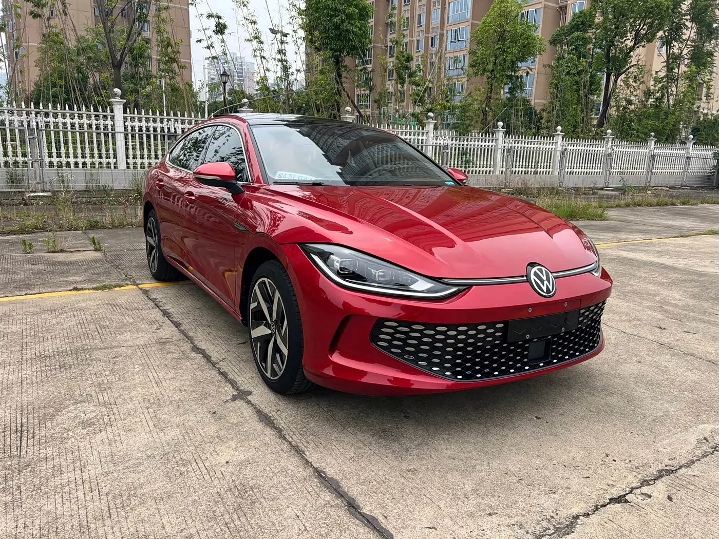 Volkswagen Lamando 2023 — Photo 3/16