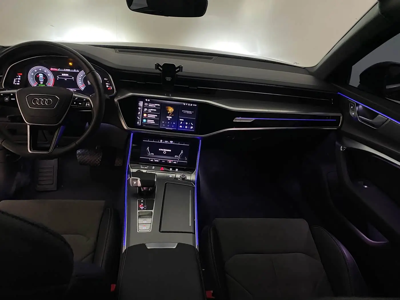 Audi A6L 2024 — Photo 12/12