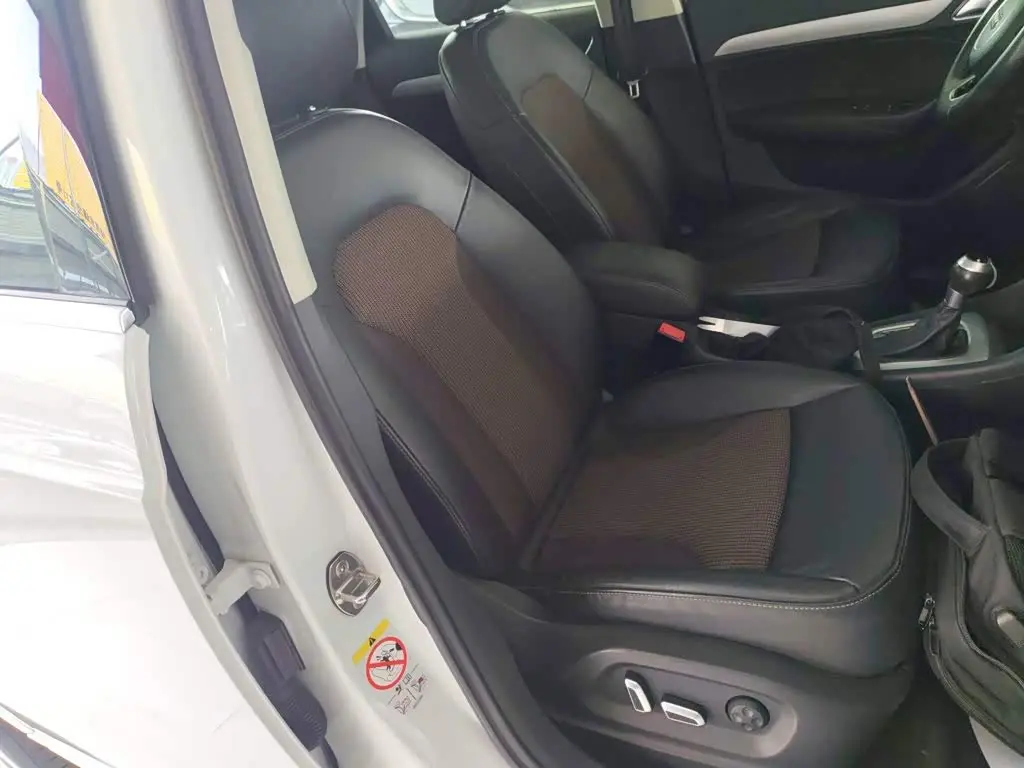 Audi Q3 2019 — Şəkil 20/20