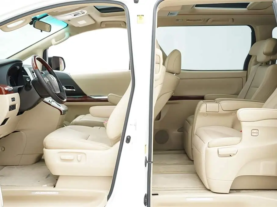Toyota Alphard 2010 — ფოტო 11/20