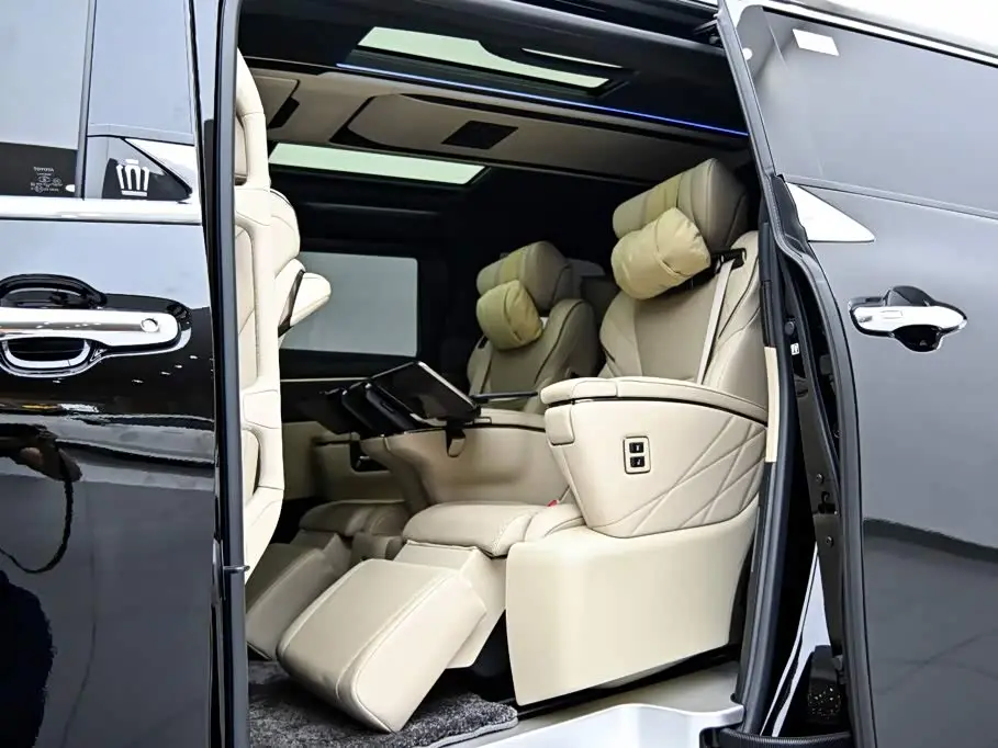 Toyota Vellfire 2023 — Фото 14/20