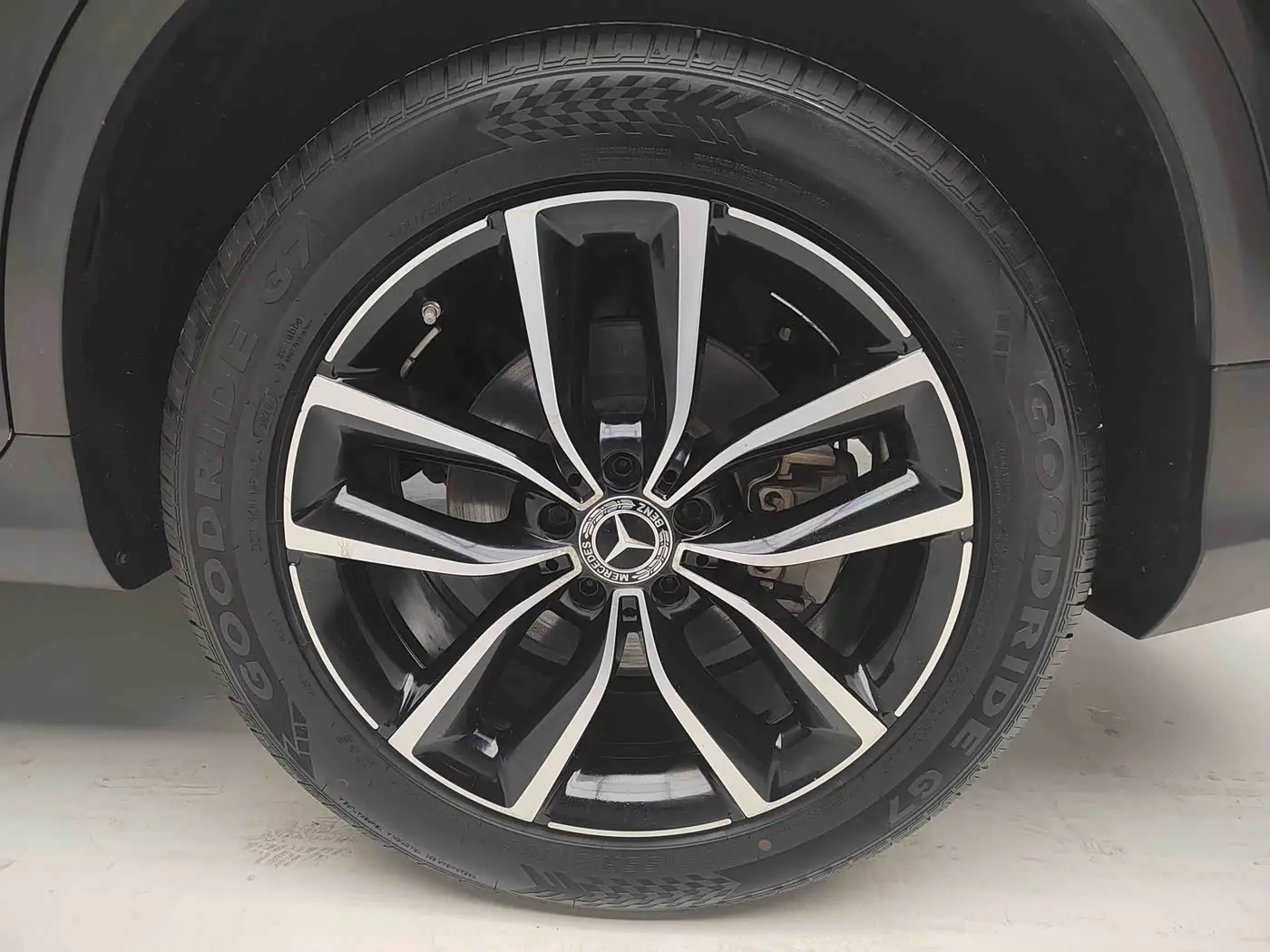 Mercedes-Benz GLC 2020 — Photo 8/18