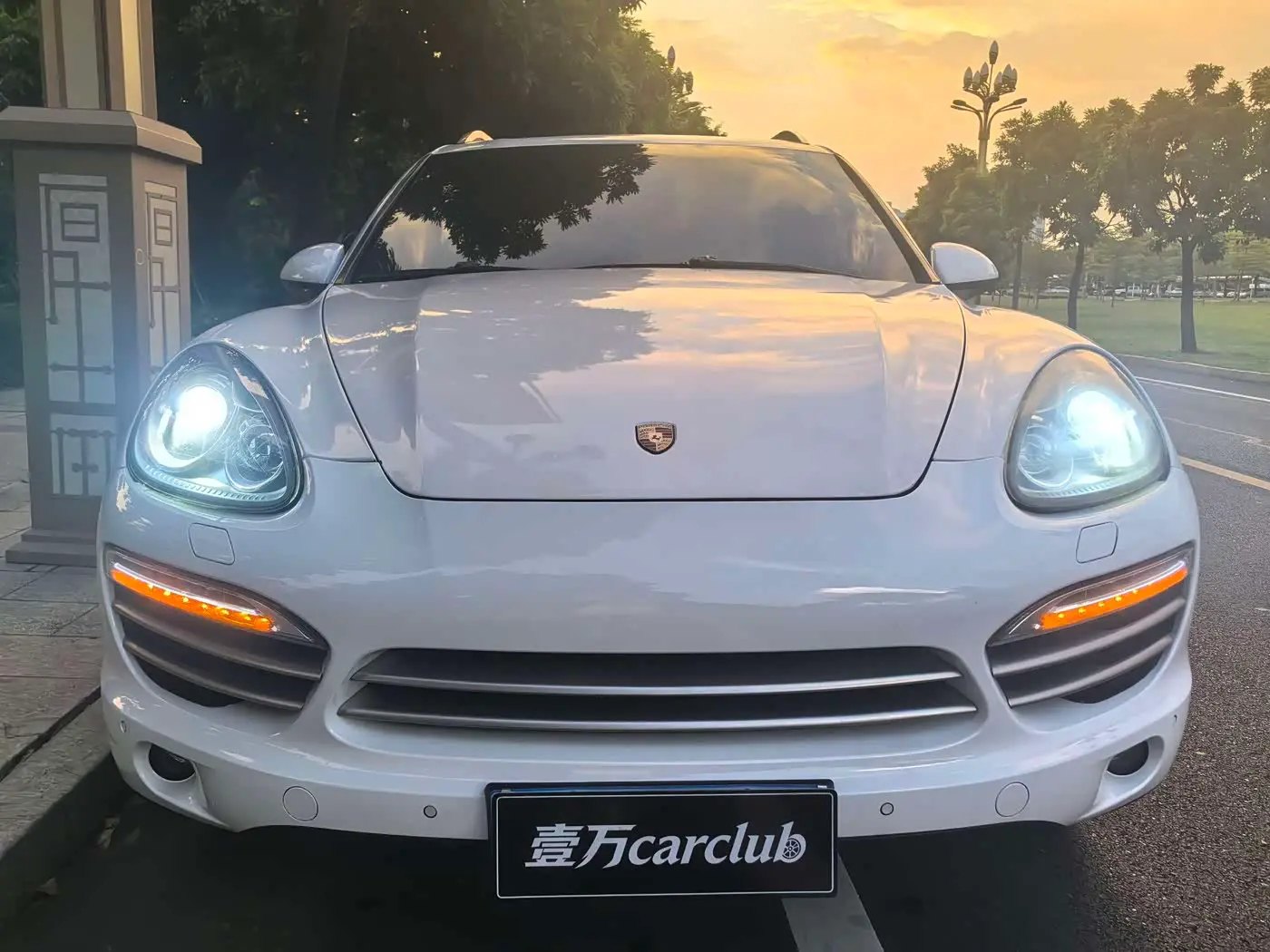 Porsche Cayenne 2014 — Photo 2/13