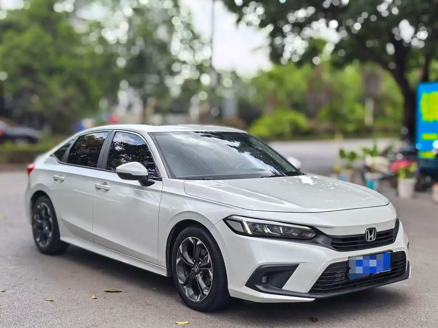Honda Civic 2023 — Photo 3/9
