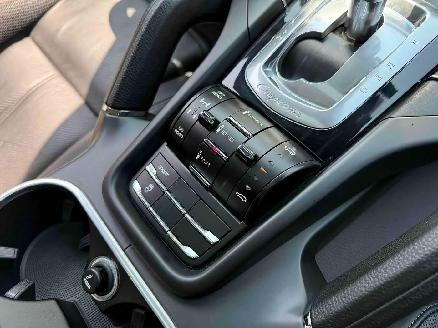 Porsche Cayenne 2014 — Photo 18/20