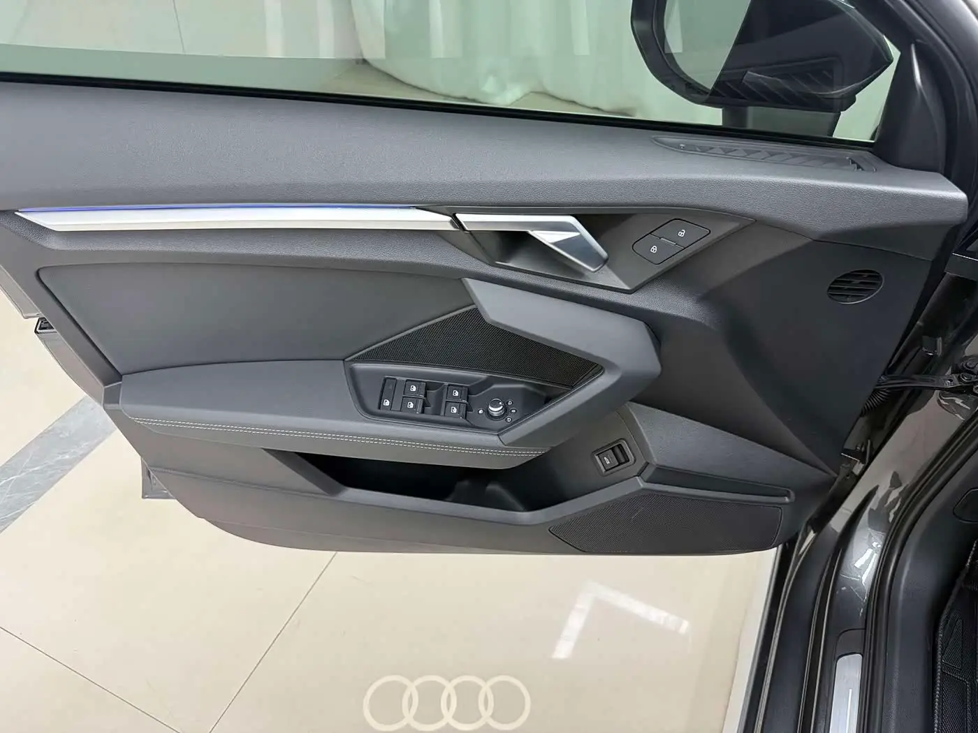 Audi A3 2023 — Photo 7/17