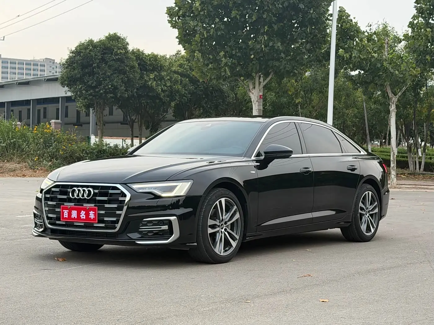 Audi A6L 2023 — Photo 3/9
