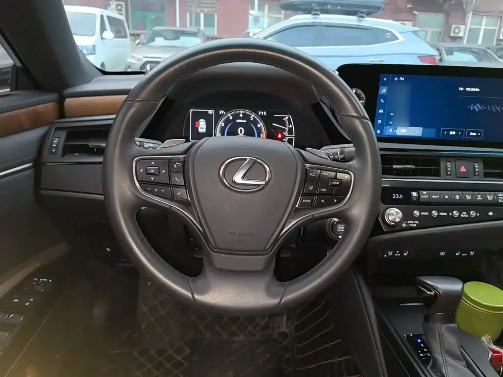 Lexus ES 2024 — Şəkil 3/20