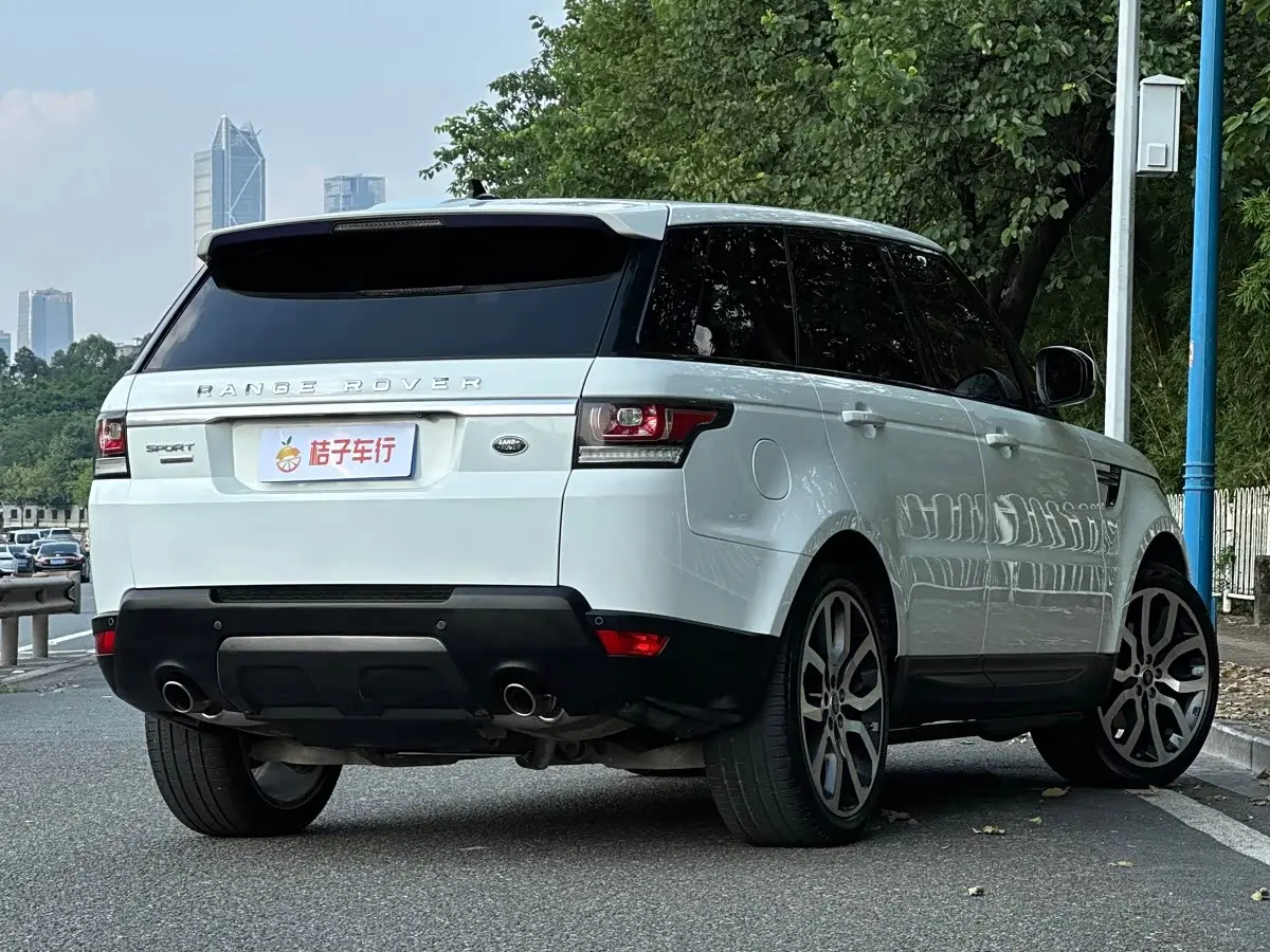 Land Rover Range Rover Sport 2016 — Şəkil 11/18