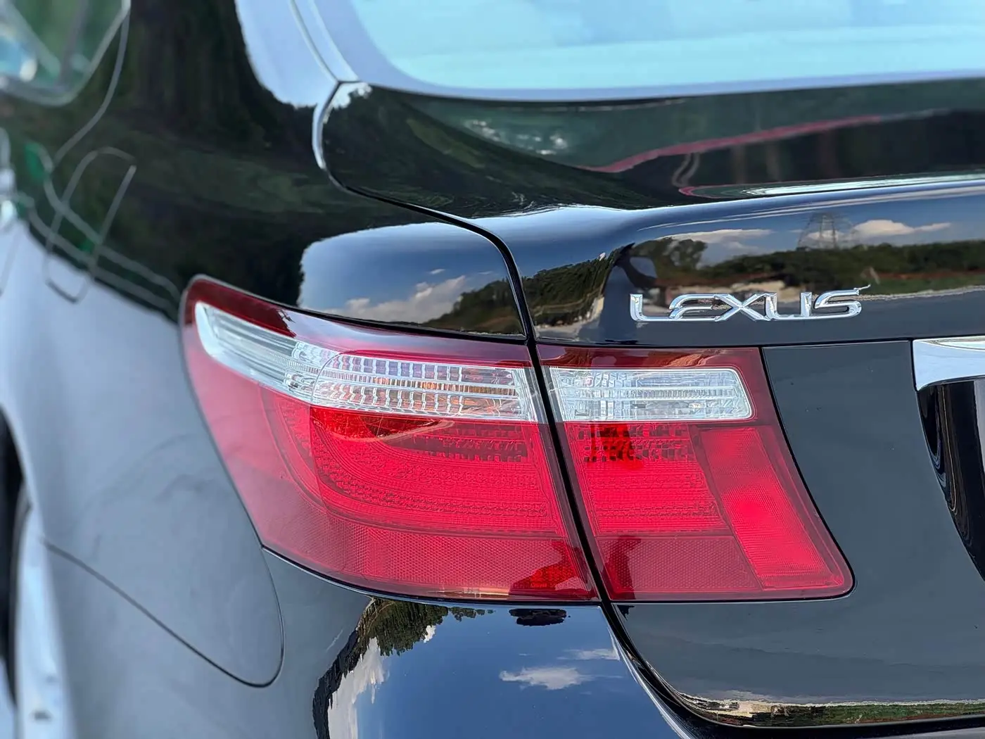 Lexus LS 2007 — Photo 8/13