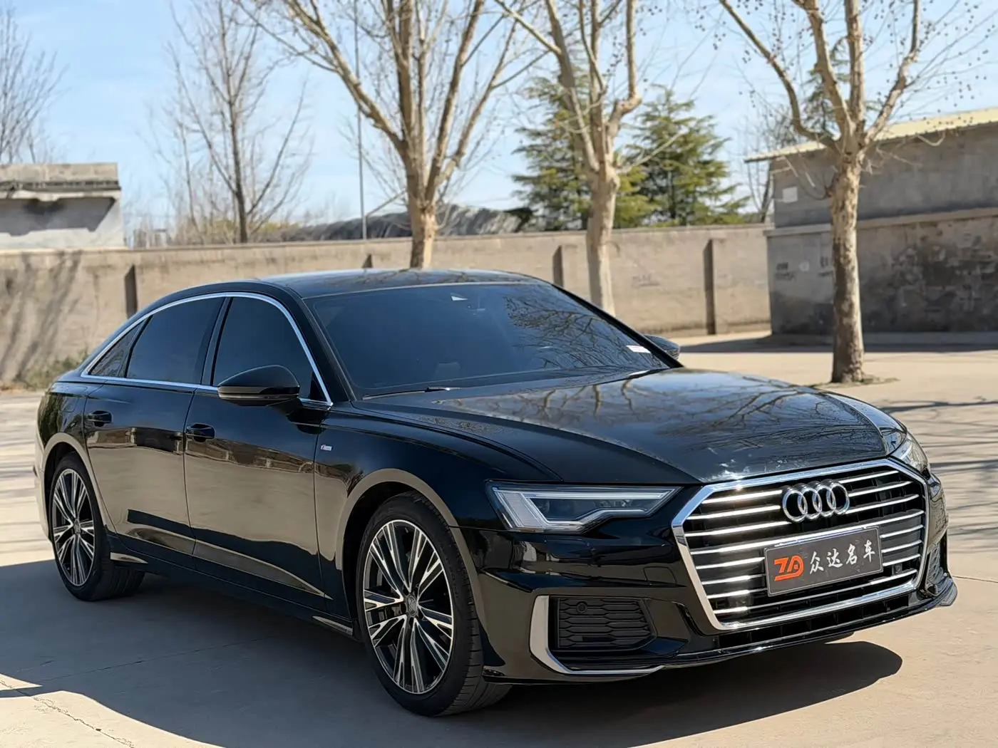 Audi A6L 2021 — Photo 3/14