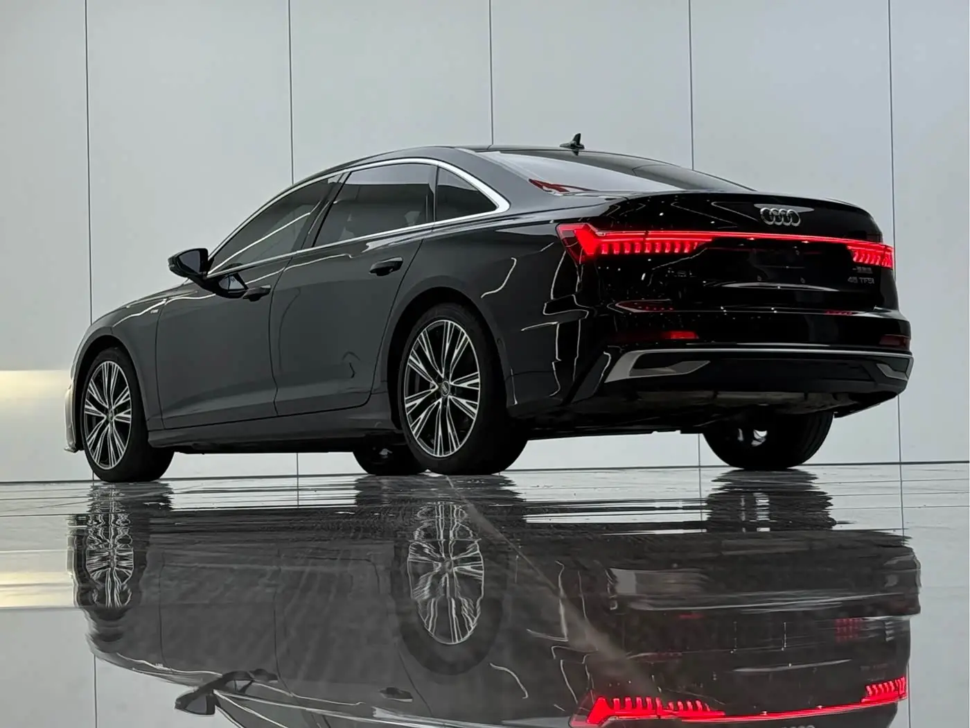 Audi A6L 2023 — Photo 14/15