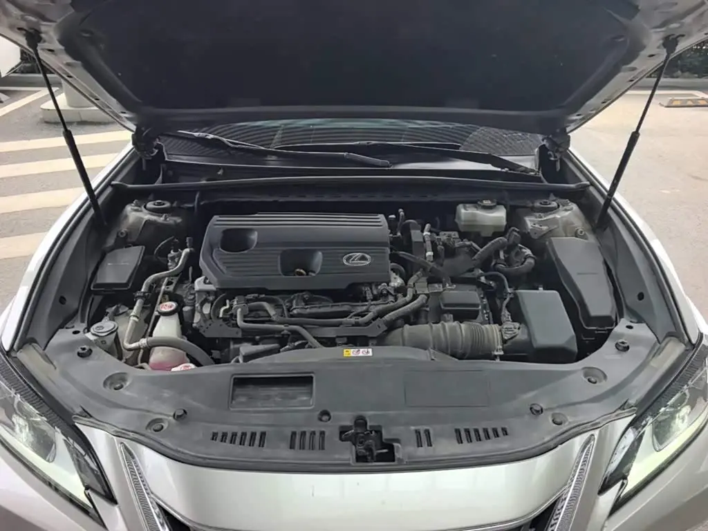 Lexus ES 2021 — Photo 20/20