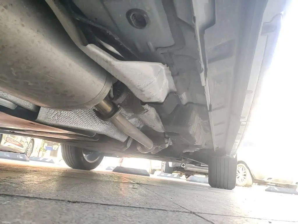 Toyota Crown Kluger 2025 — Photo 17/20