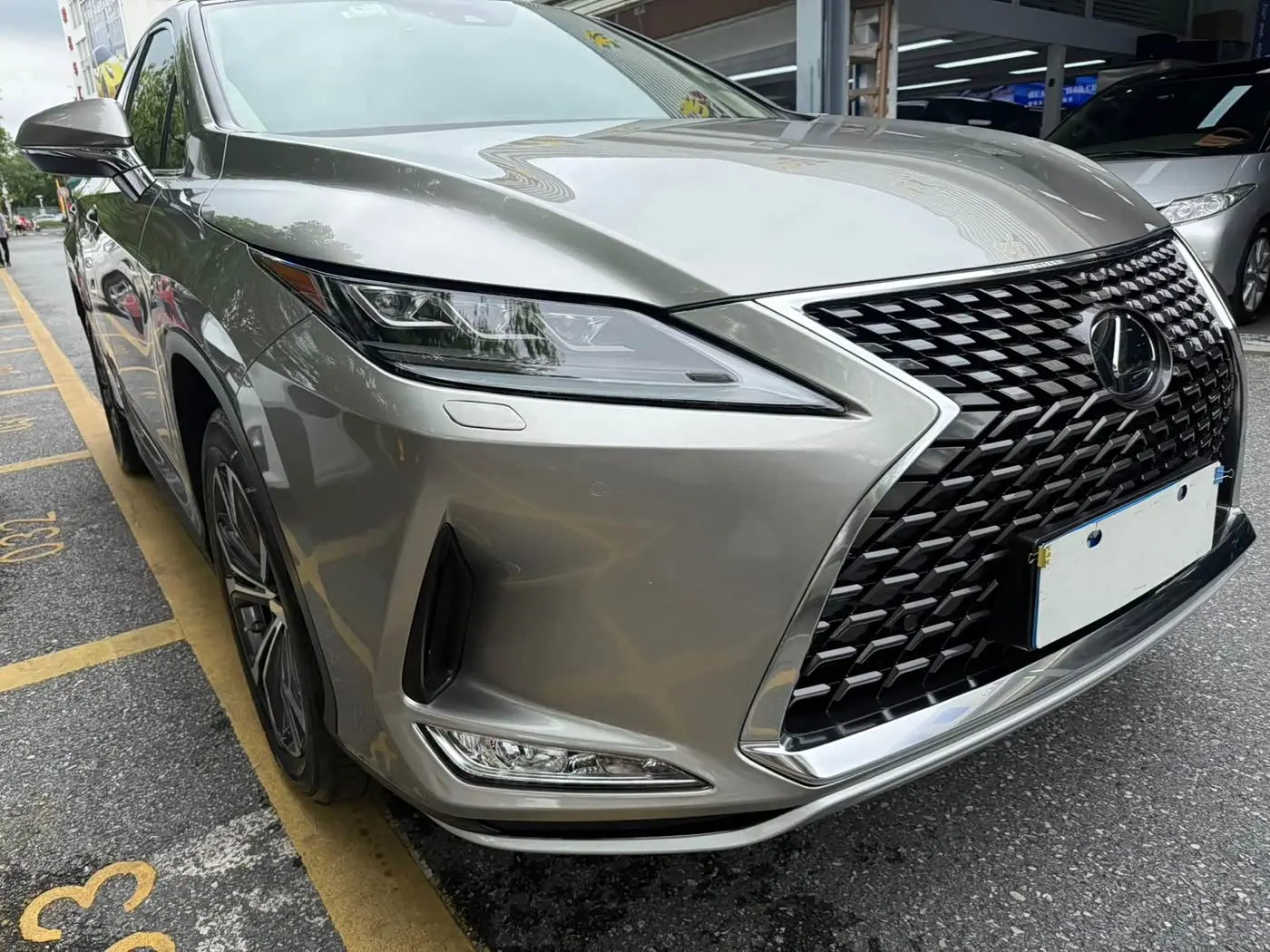 Lexus RX 2021 — ფოტო 12/20
