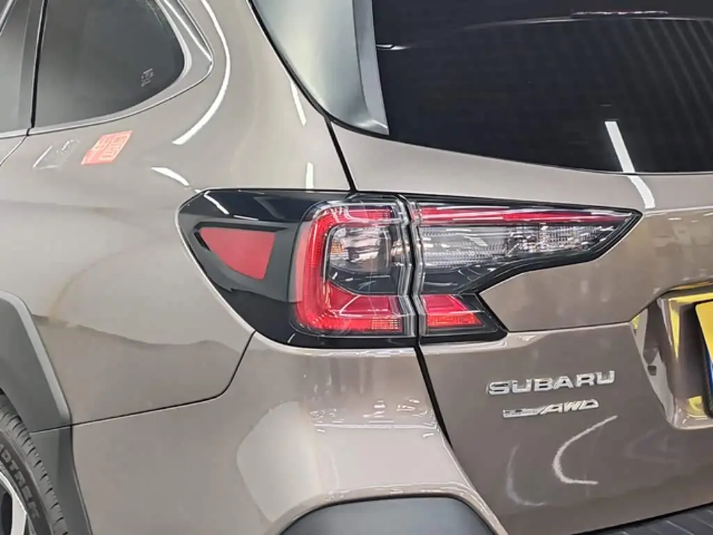 Subaru Outback 2022 — Фото 11/19