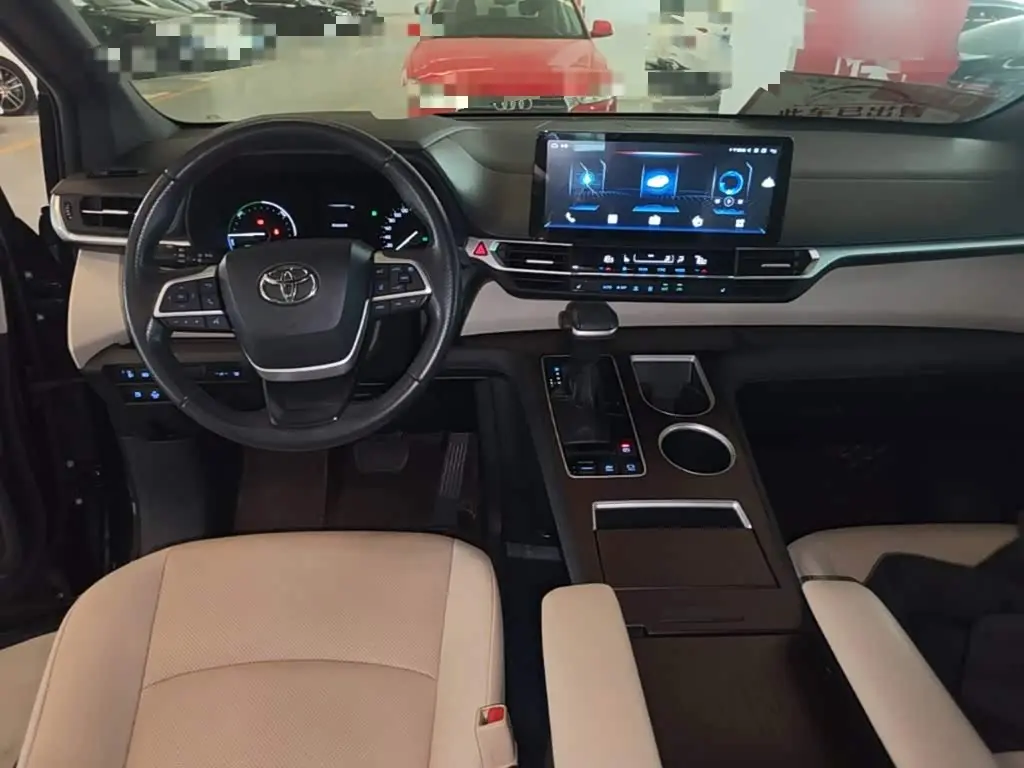 Toyota Sienna 2022 — Photo 10/20