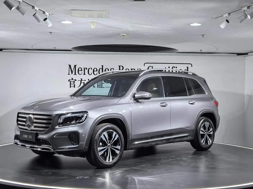 Mercedes-Benz GLB 2024 — Фото 2/15