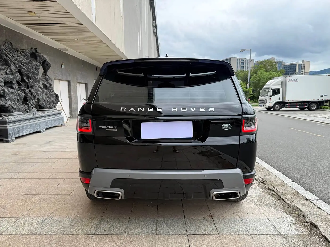 Land Rover Range Rover Sport 2019 — Photo 7/18