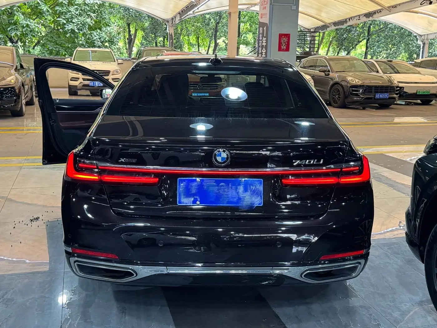 BMW 7 Series 2022 — Photo 13/13