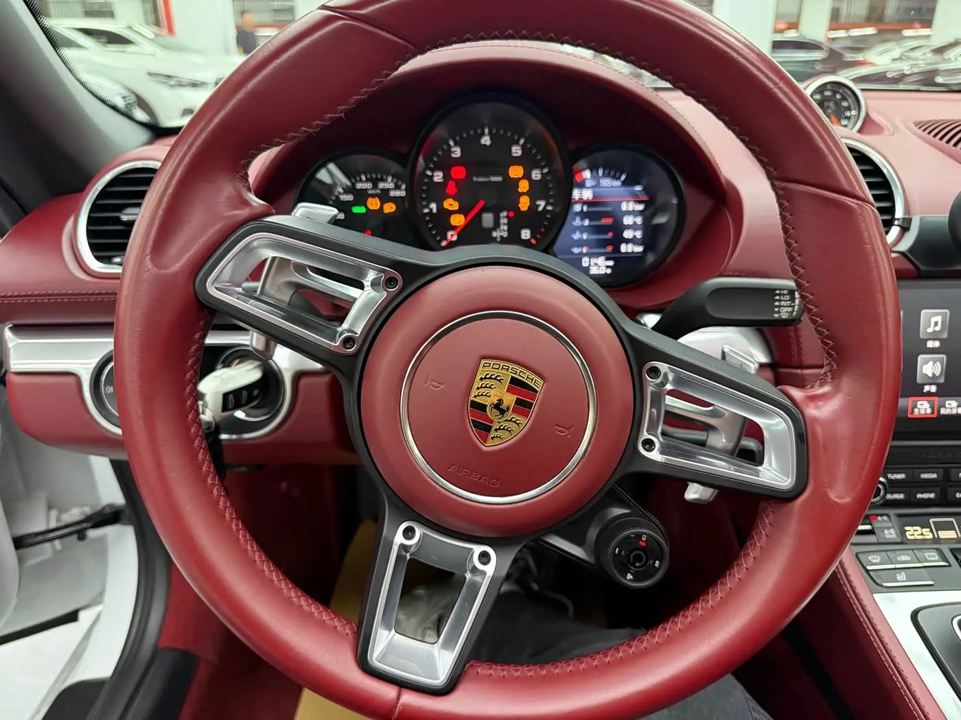 Porsche 718 2017 — Photo 6/15