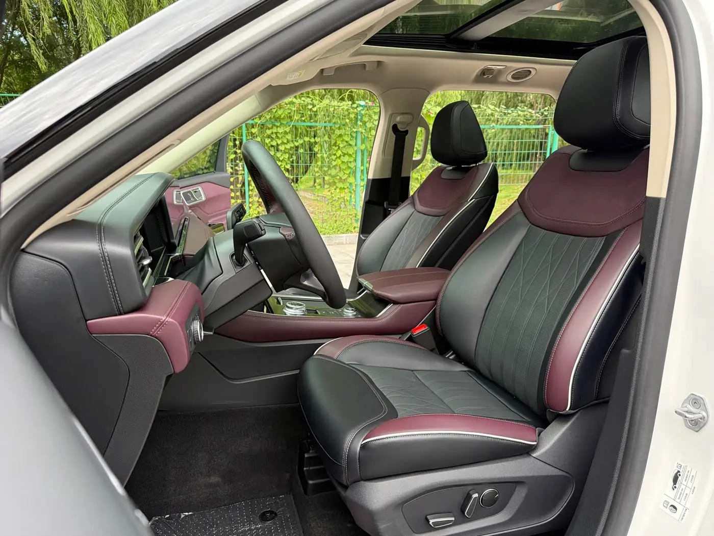 Ford Explorer 2023 — Şəkil 10/20
