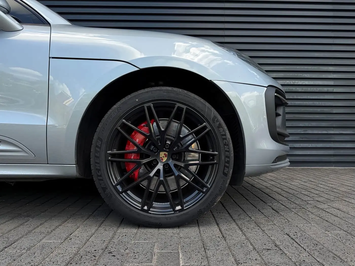 Porsche Macan 2022 — Photo 10/20