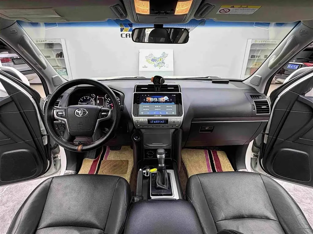 Toyota Prado 2019 — Photo 11/19