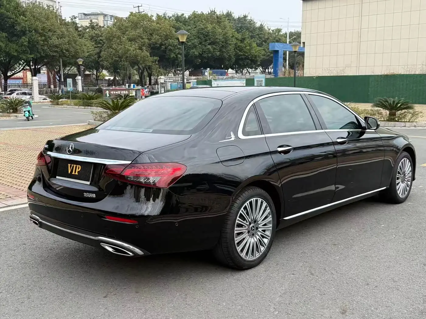 Mercedes-Benz E-Class 2022 — Şəkil 9/11