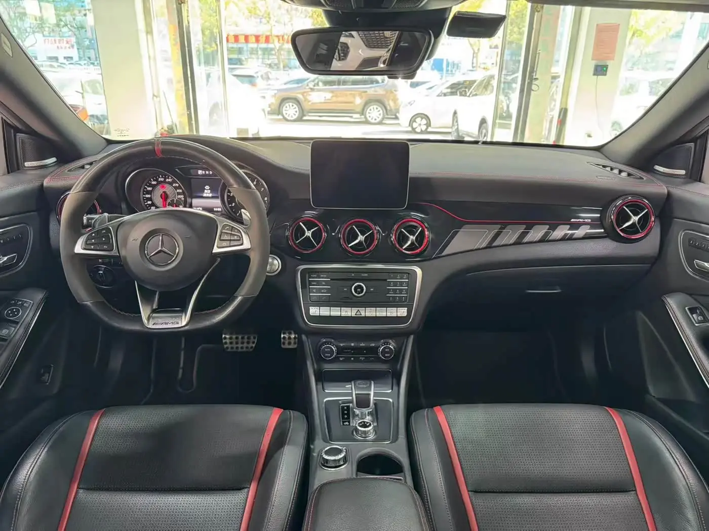Mercedes-Benz CLA AMG 2019 — Photo 9/9