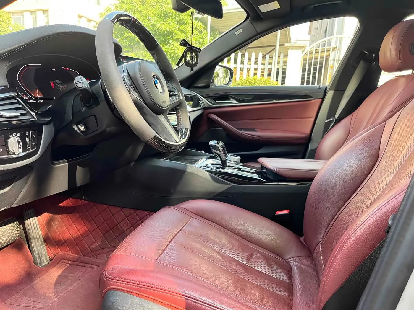 BMW 5 Series 2020 — Photo 5/13