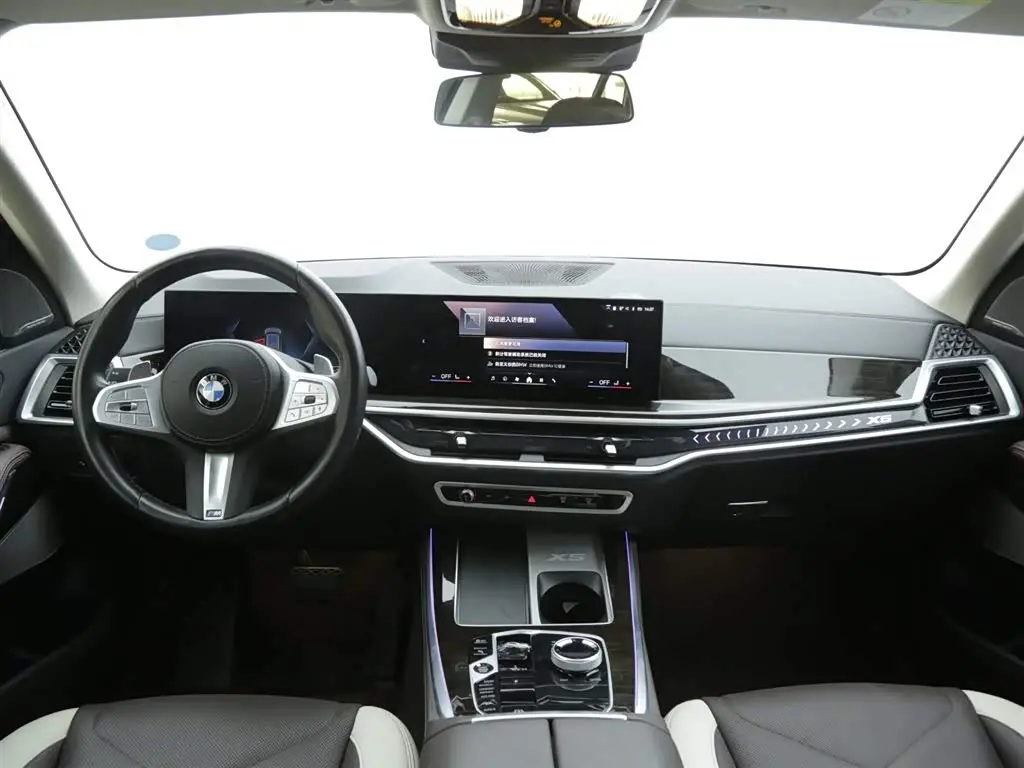 BMW X5 2024 — Photo 7/17