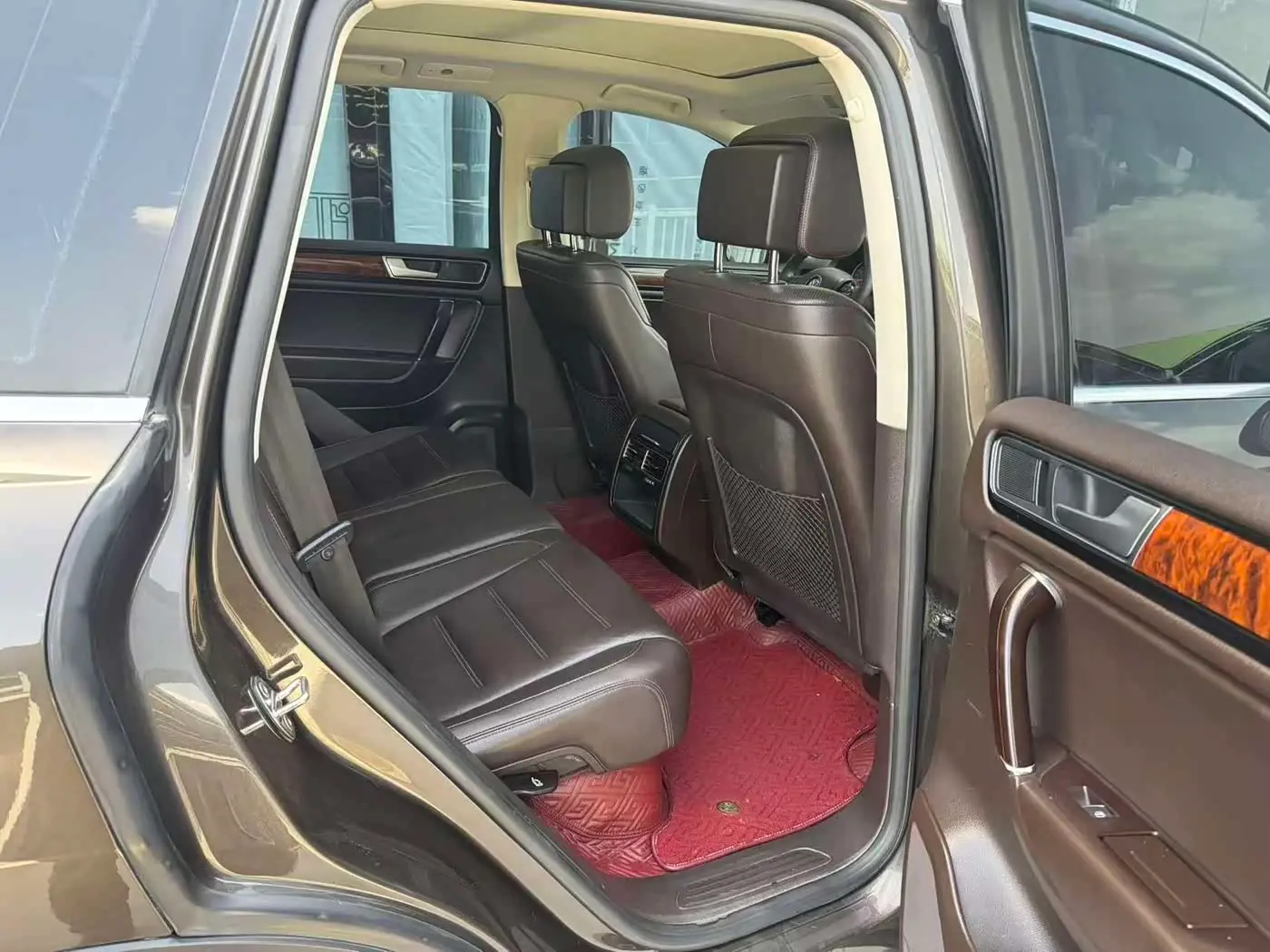 Volkswagen Touareg 2017 — Photo 9/9
