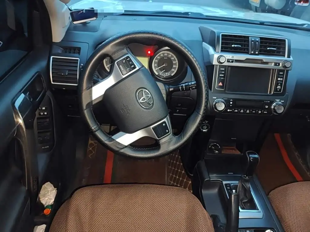 Toyota Prado 2017 — ფოტო 11/20