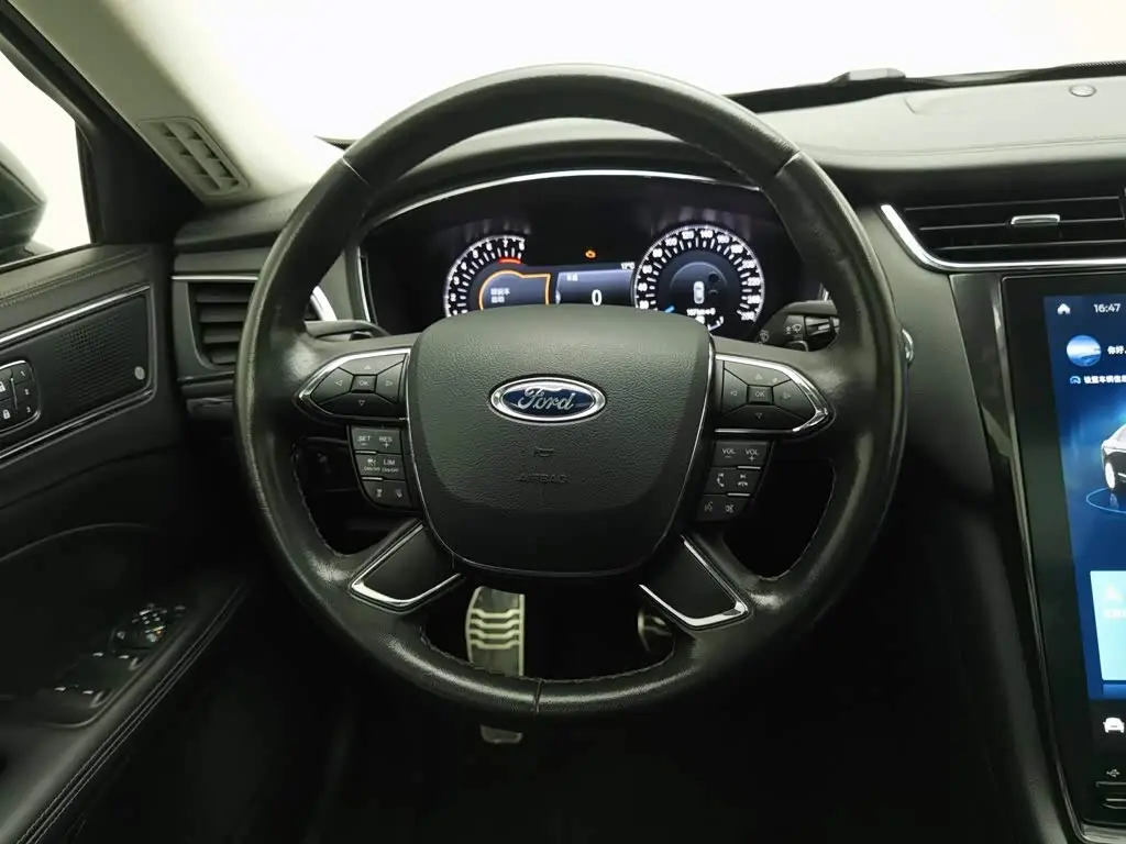 Ford Taurus 2021 — Фото 11/20