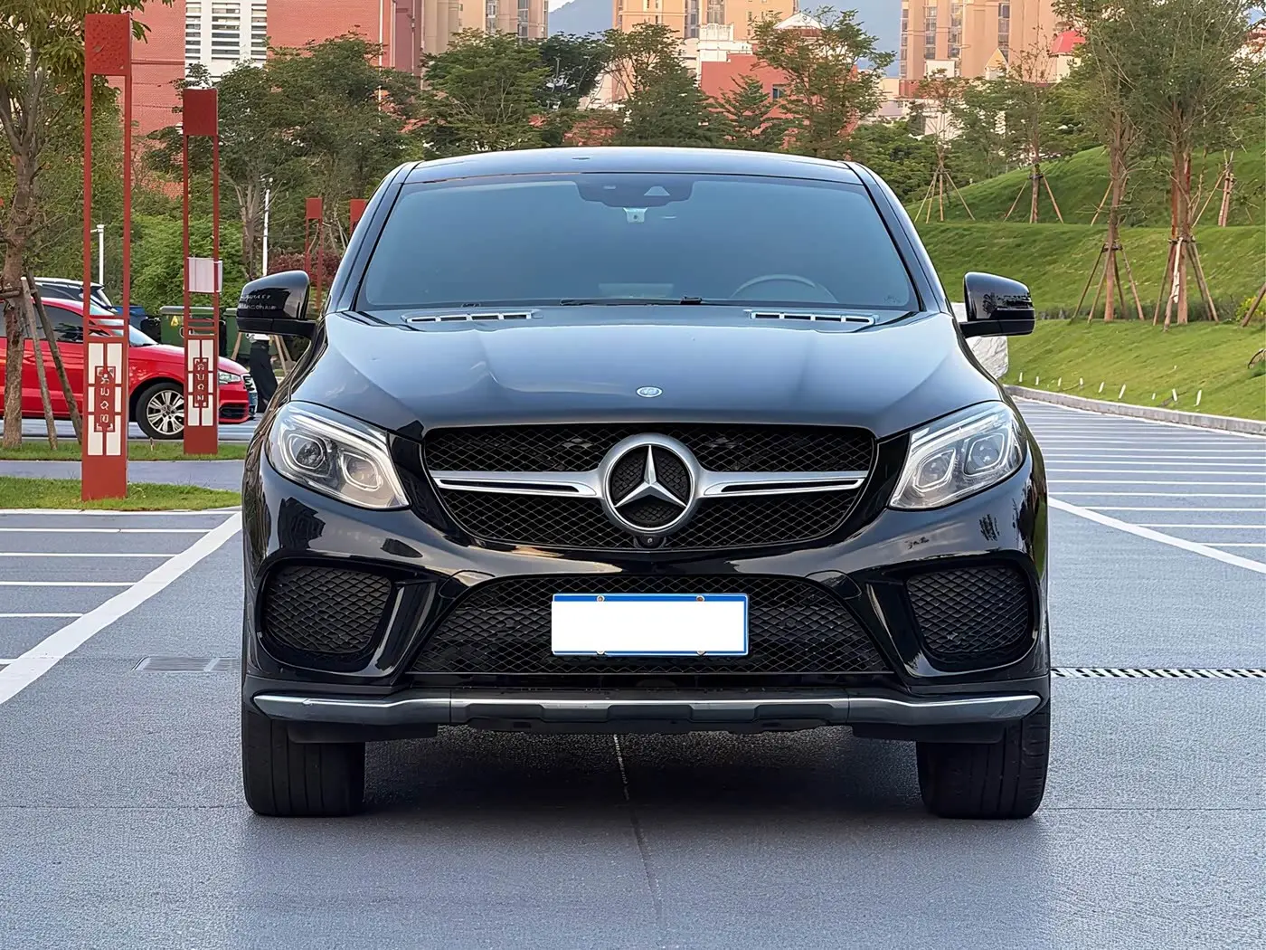 Mercedes-Benz GLE Coupe 2016 — Photo 2/13