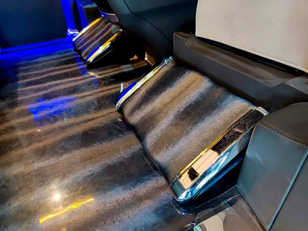 Mercedes-Benz Vito 2023 — Photo 19/20