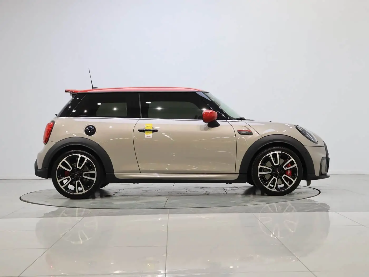 MINI JCW 2021 — Photo 8/20