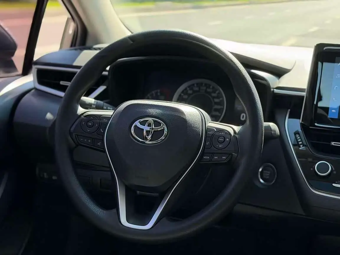 Toyota Corolla 2022 — Şəkil 9/16