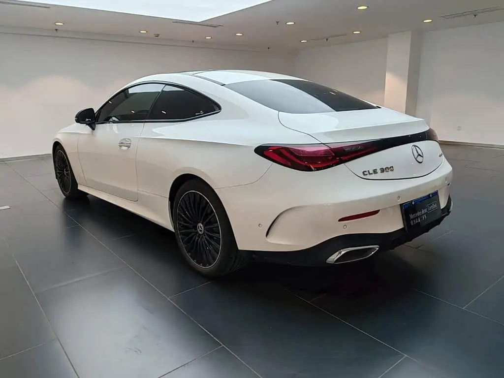 Mercedes-Benz CLE 2024 — Photo 4/11