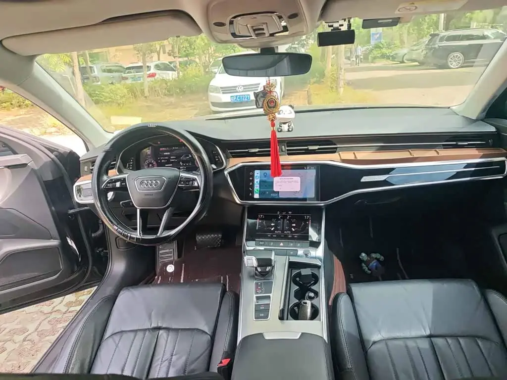 Audi A6L 2020 — Photo 11/12