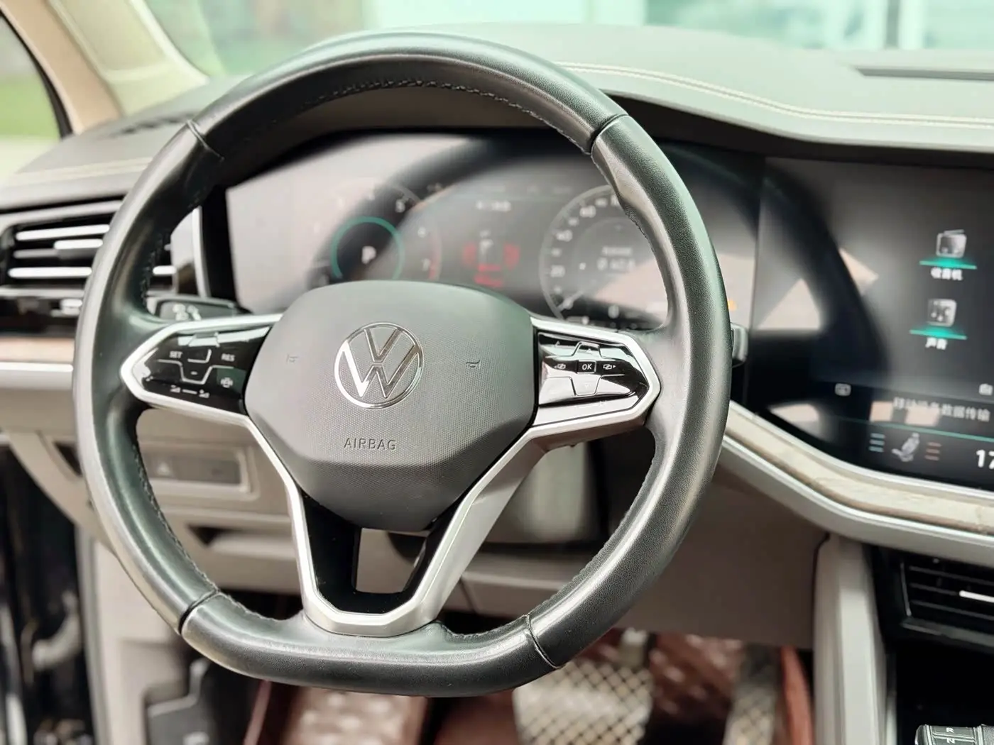 Volkswagen Touareg 2024 — Şəkil 15/19
