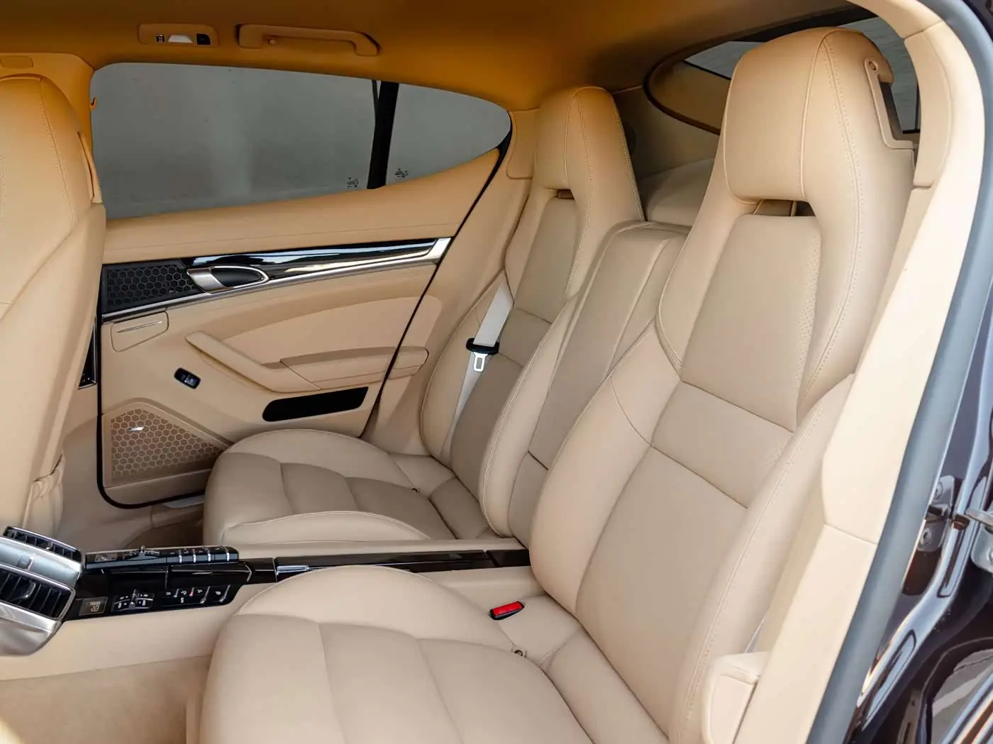 Porsche Panamera 2014 — ფოტო 17/20