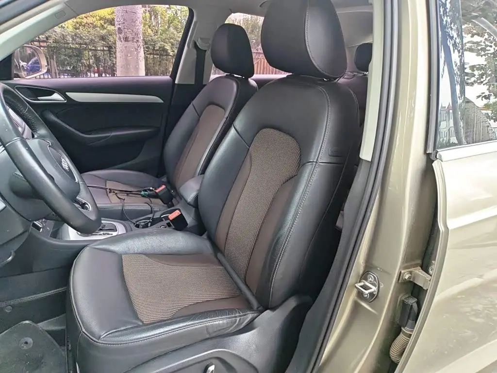 Audi Q3 2018 — Şəkil 8/20