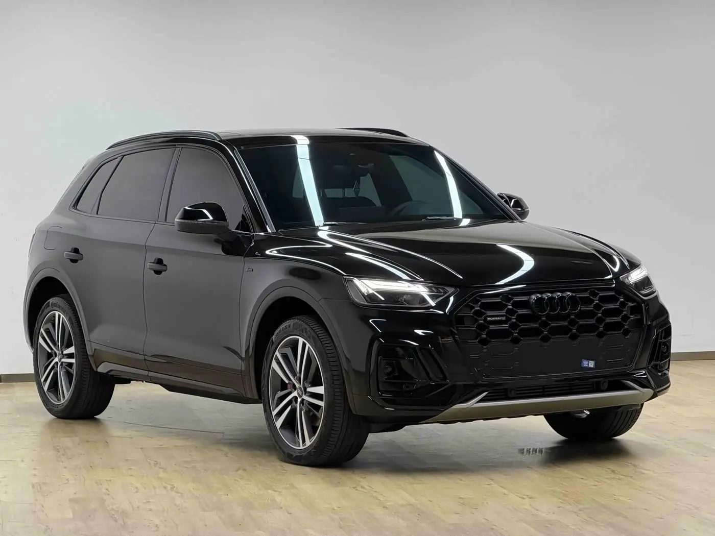 Audi Q5L 2024 — Photo 3/20