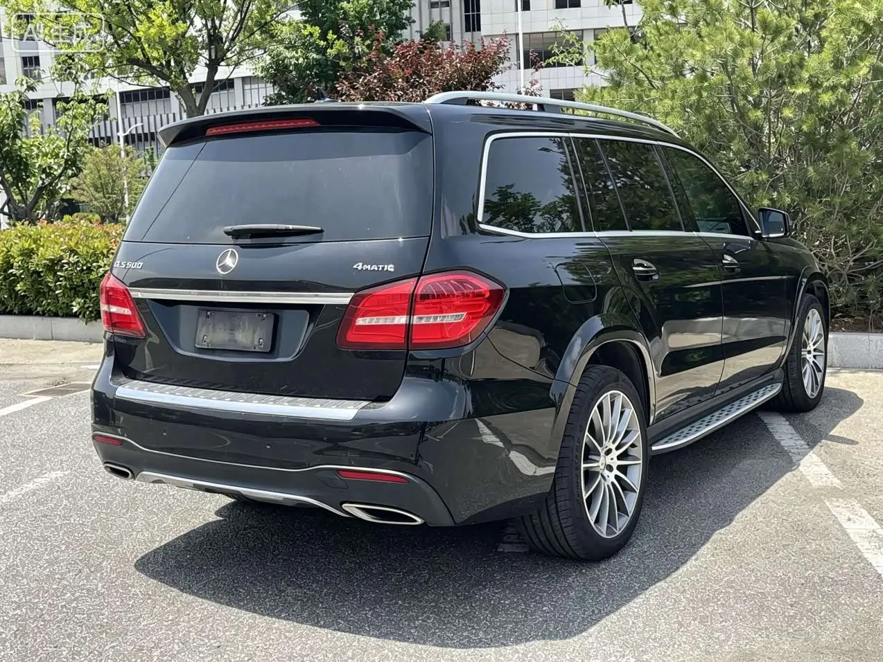 Mercedes-Benz GLS 2018 — Photo 9/9