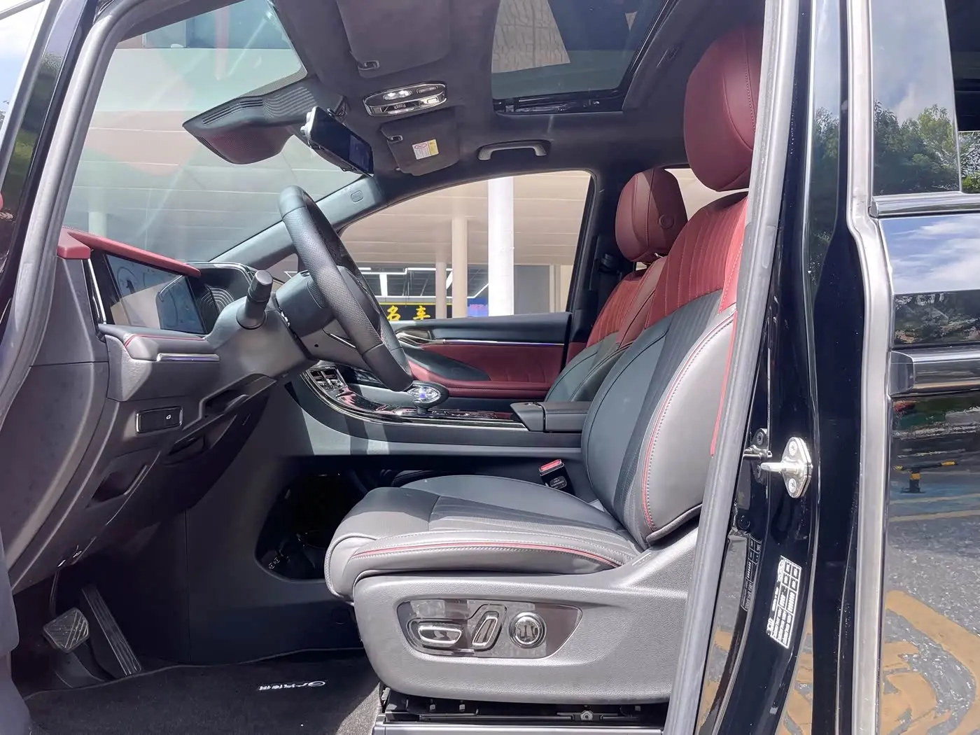 GAC Trumpchi Trumpchi M8 2024 — Şəkil 13/20