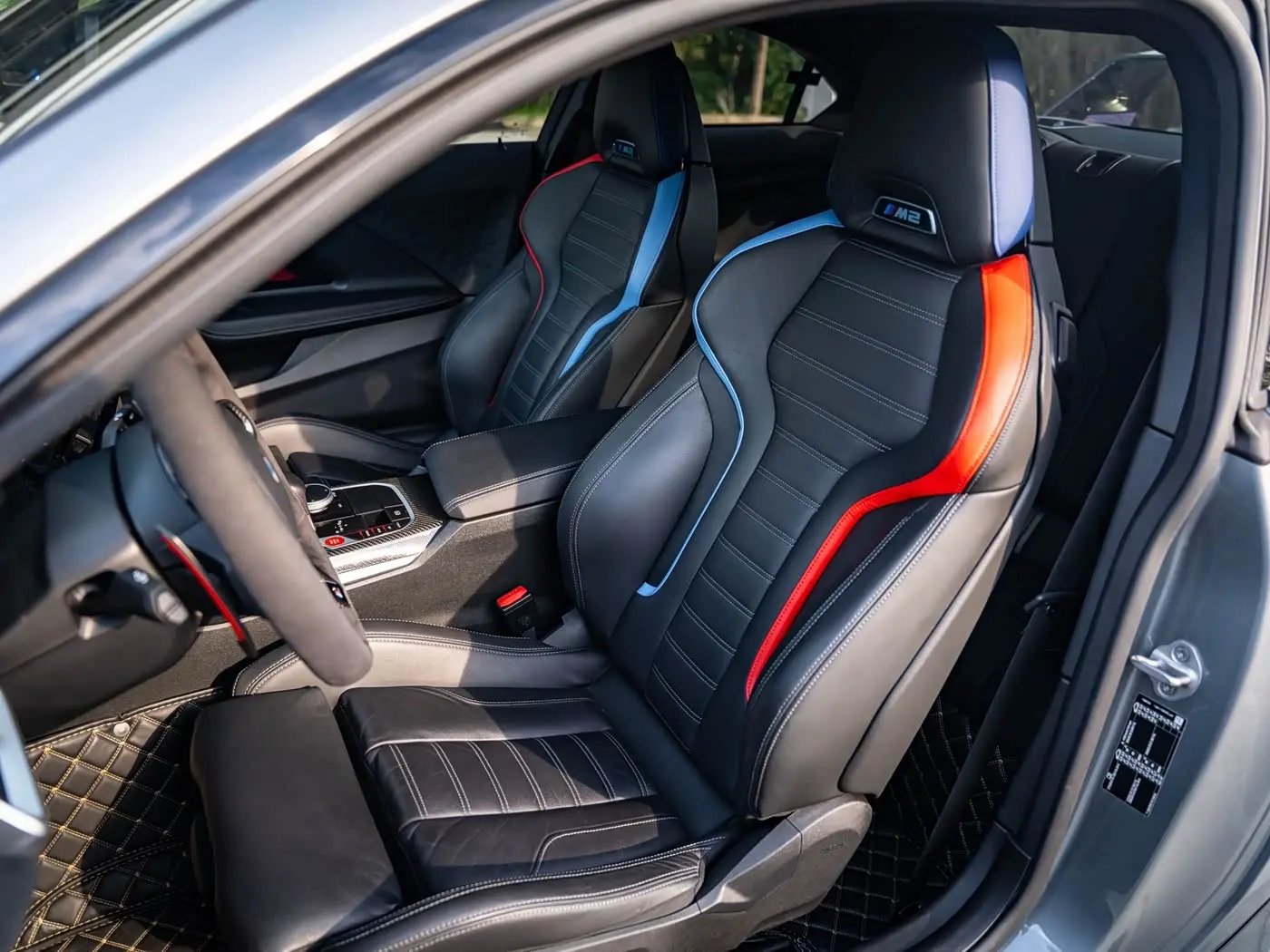 BMW M2 2025 — Şəkil 18/19