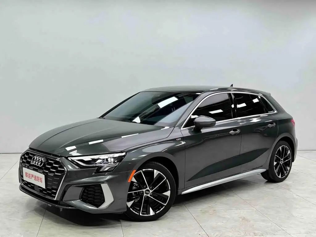 Audi A3 2023 — Photo 2/20